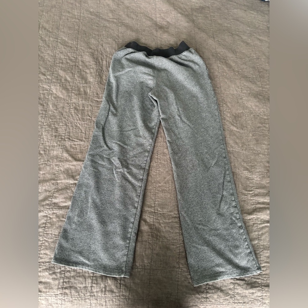 Under Armour Gray Sweatpants Relaxed Fit Joggers